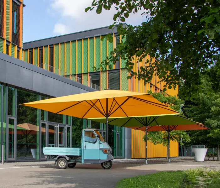 Geel kleurige parasol Geel kleurige parasol