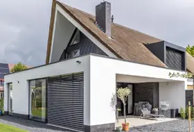 Vaste en beweegbare zonwering