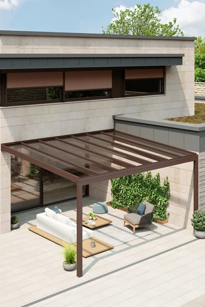 Glazen overkapping Nyon met moderne tuin en zitgedeelte Glazen overkapping Nyon met moderne tuin en zitgedeelte