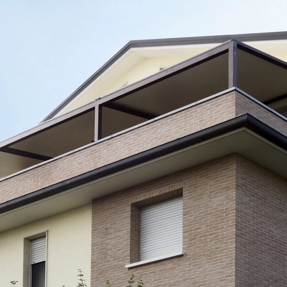 Perla Tech overkapping op een ruim dakterras