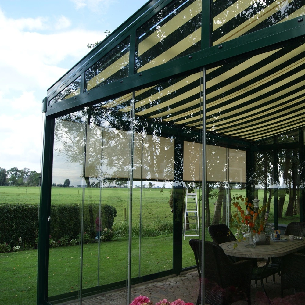 Realisatie Oldeboorn Veldman Zonwering Terrazza Sempra glazen overkapping