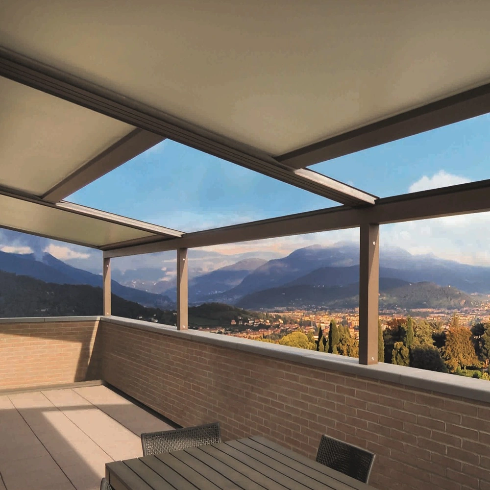 Uitzicht vanaf een terras met Perla Tech doekoverkapping