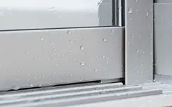 Condensafvoer Glisse glazenschuifwanden Condensafvoer Glisse glazenschuifwanden