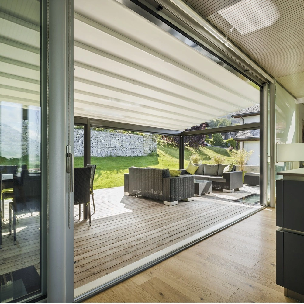 Overkapping Quadro met zitgedeelte gezien vanuit keuken