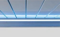 RGB led verlichting in de lamellen van een overkapping