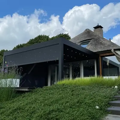 Varia terrasoverkapping met led verlichting Varia terrasoverkapping met led verlichting