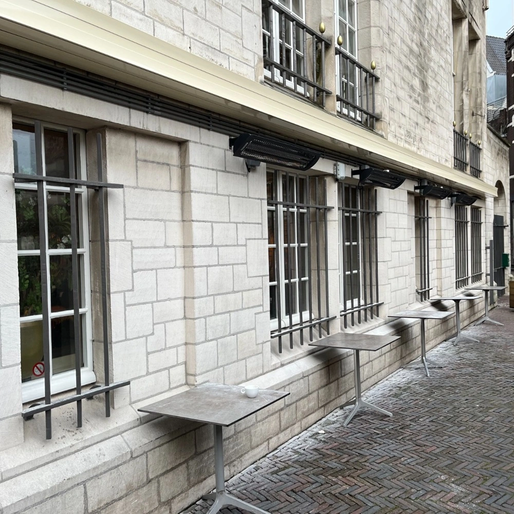 Zon en regenscherm Casa Sunrain terras Amsterdam