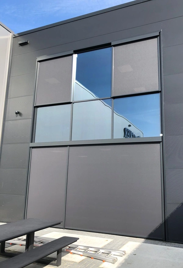 Project zipscreens kantoor Heerenveen Project zipscreens kantoor Heerenveen