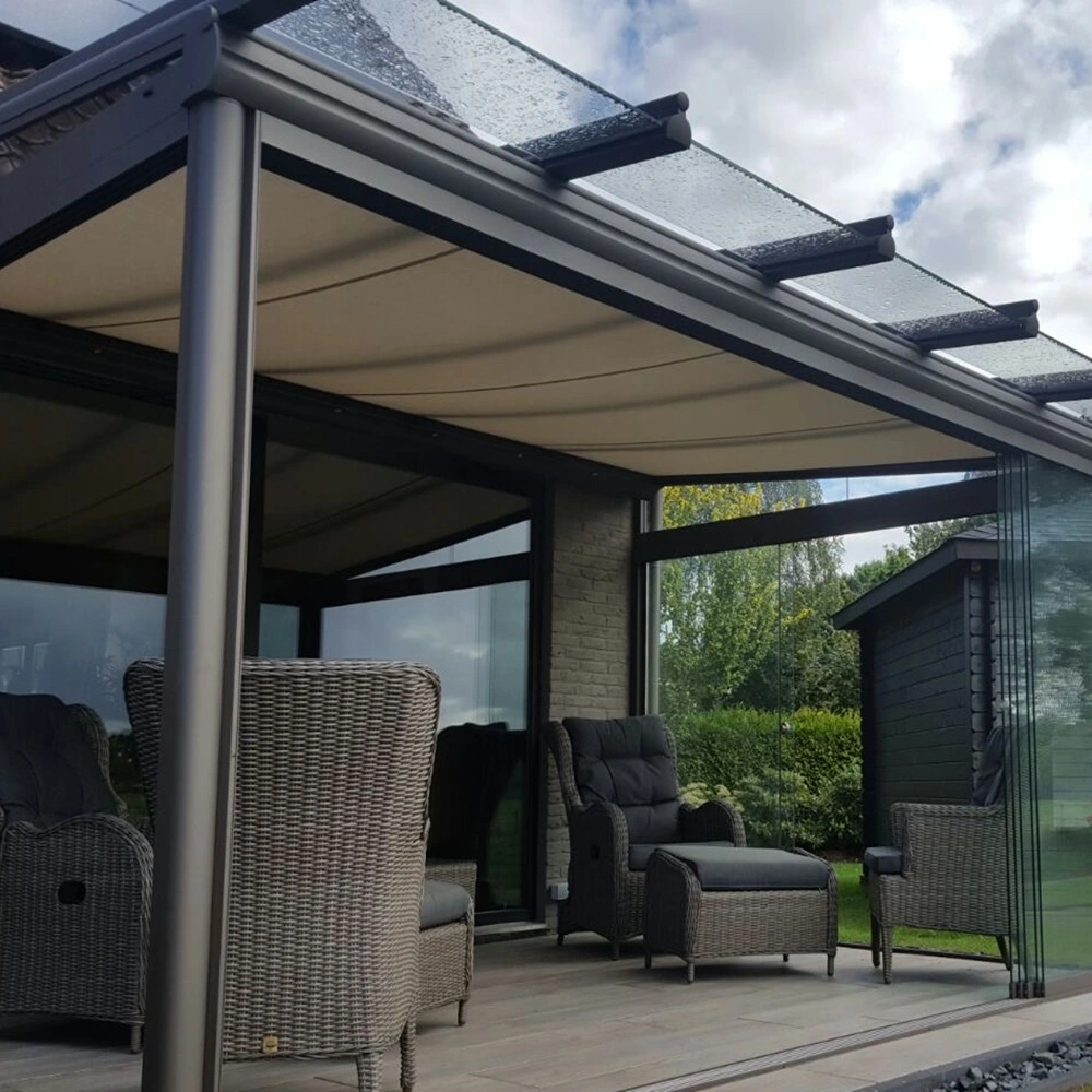 Ruime glazen tuinkamer Terrazza Originale met uitzicht op de tuin