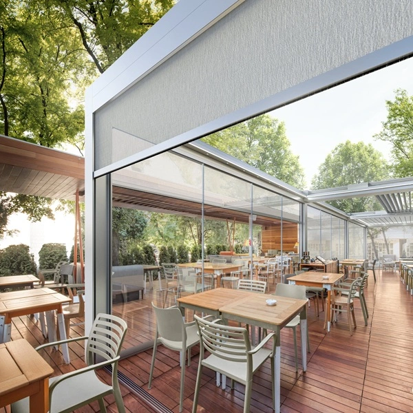 Horeca lamellendak kantelbaar en schuifbaar