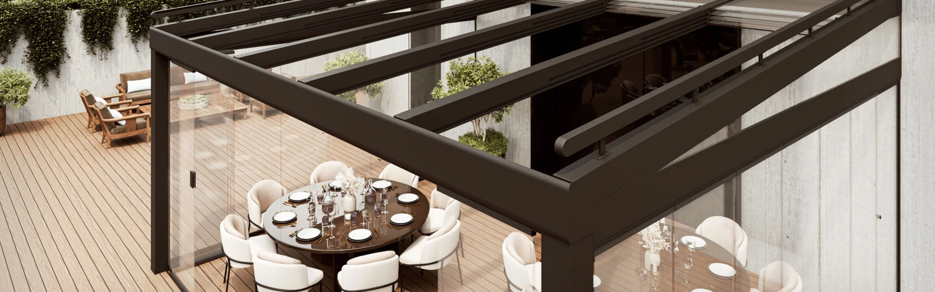 Natuurlijke omgeving met glazen terrasoverkapping en uitzicht