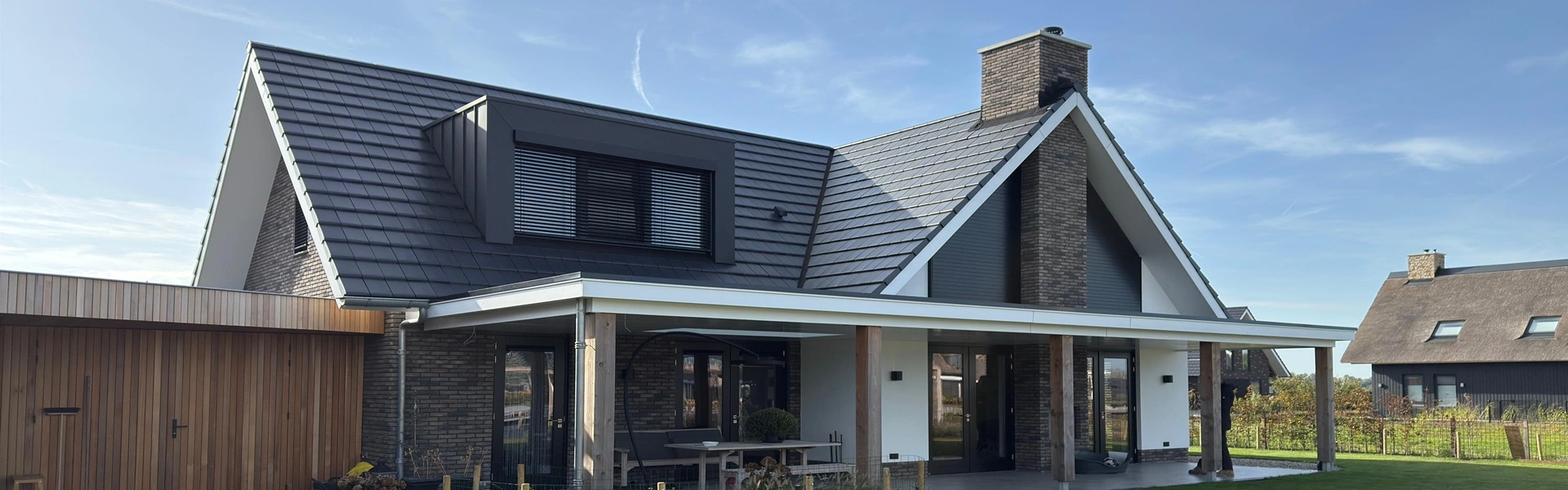 Optimaal zonlichtbeheer met stijlvolle lamellen in Broek Optimaal zonlichtbeheer met stijlvolle lamellen in Broek