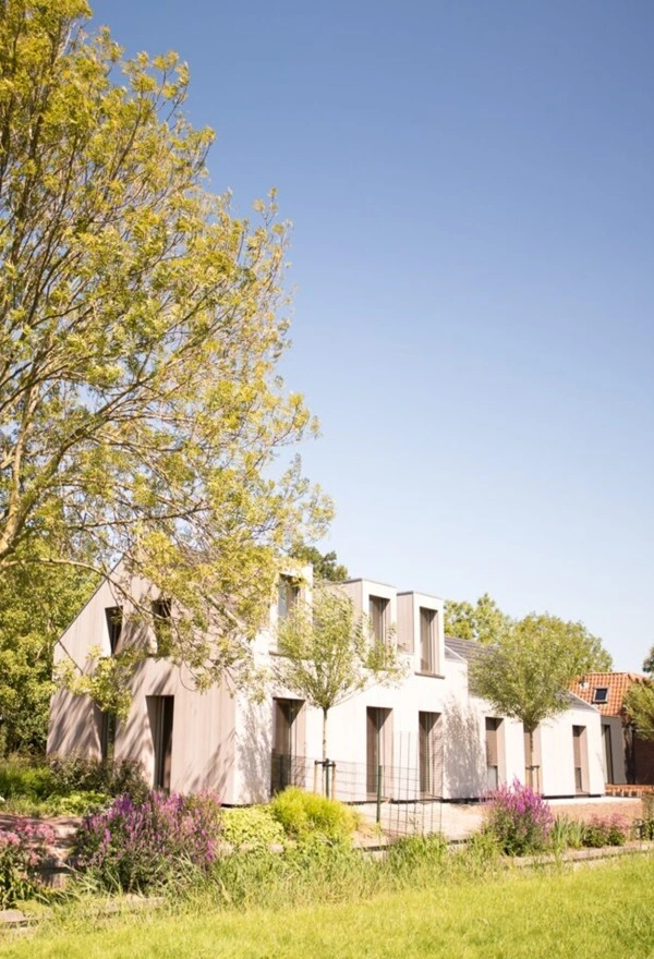 Rolluiken als zonwering en comfortverhoging in Hindeloopen Rolluiken als zonwering en comfortverhoging in Hindeloopen