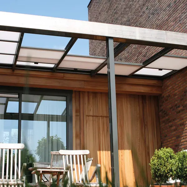Terrasoverkapping met polycarbonaat