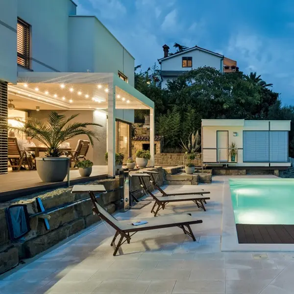 Gibus overkapping met kantelbare lamellen Twist