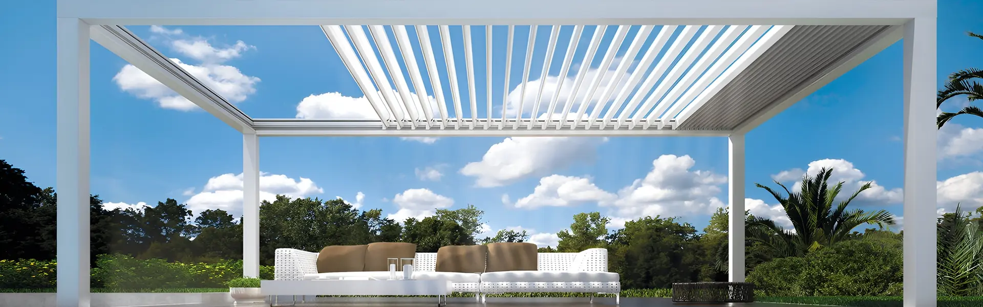 Lamellen overkapping Narciso met half open lamellen en panoramisch uitzicht