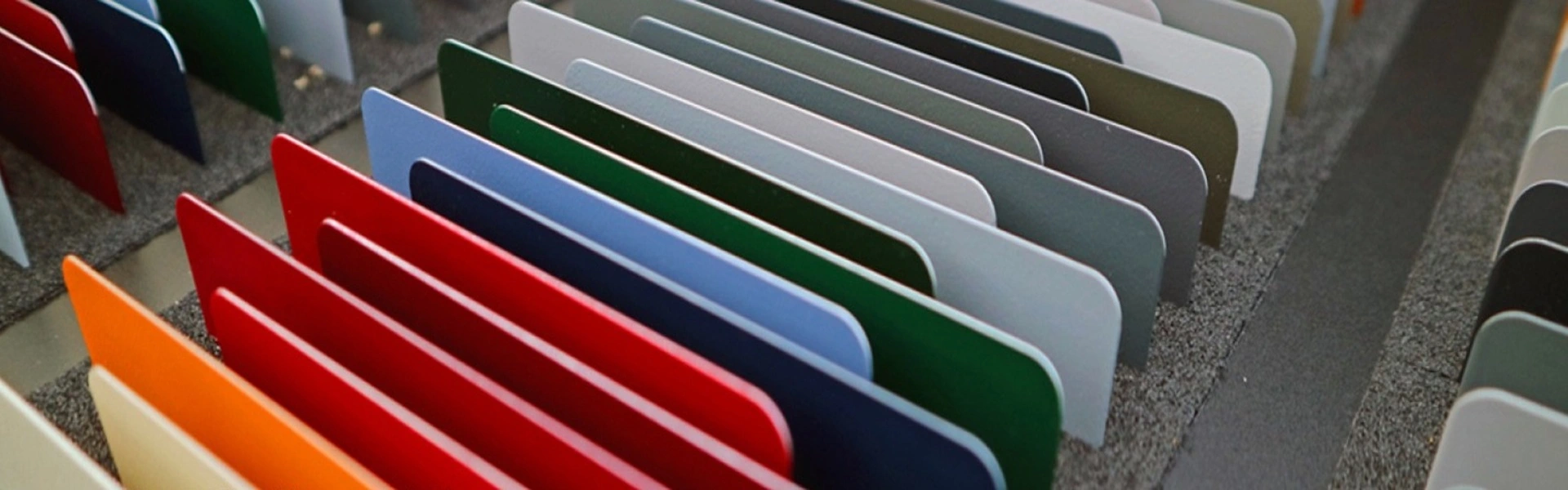 RAL-kleurenstaal voor frame- en doekkleuren van zonweringen