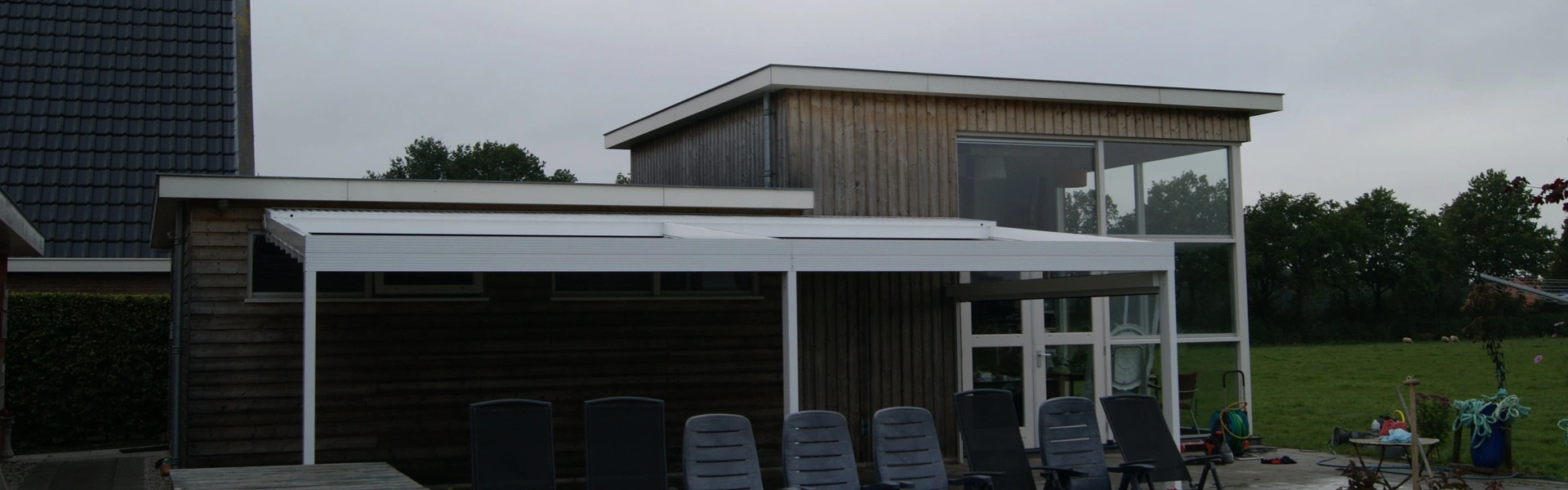 Veldman Zonwering terrasoverkapping met schuifdak in Bontebok Veldman Zonwering terrasoverkapping met schuifdak in Bontebok