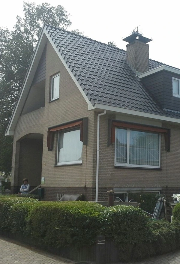 Gemoderniseerde markiezen ingeklapt, geplaatst door Veldman Zonwering in Echtenerbrug Gemoderniseerde markiezen ingeklapt, geplaatst door Veldman Zonwering in Echtenerbrug