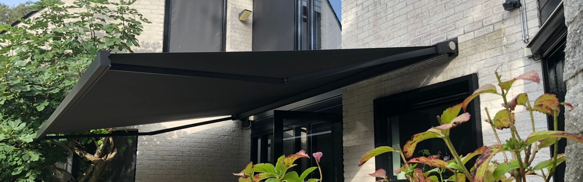 Knikarmscherm in Friesland