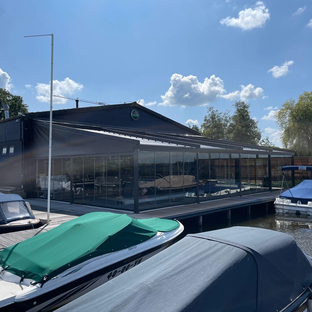 Terrasoverkapping bij restaurant Loosdrecht, Veldman Zonwering Terrasoverkapping bij restaurant Loosdrecht, Veldman Zonwering