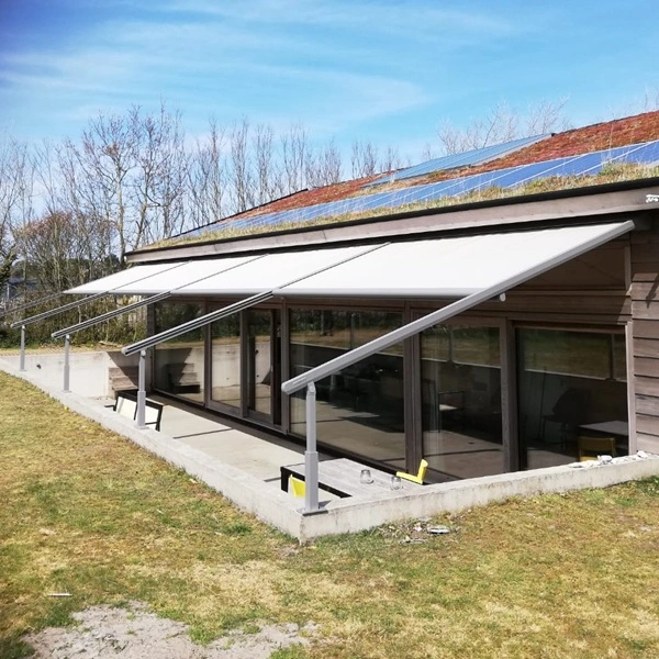 Textiel overkapping bij B&B op Ameland door Veldman Zonwering Textiel overkapping bij B&B op Ameland door Veldman Zonwering
