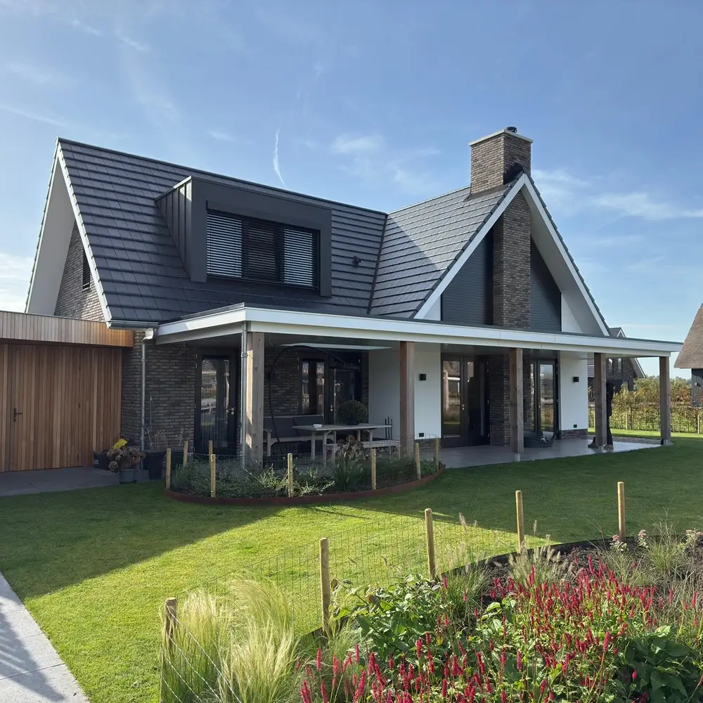 Luxe louvre lamellenproject van Veldman in Broek