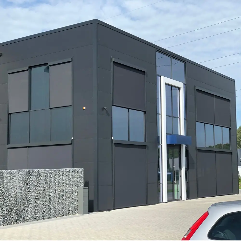 Realisatie zip screens kantoor Heerenveen